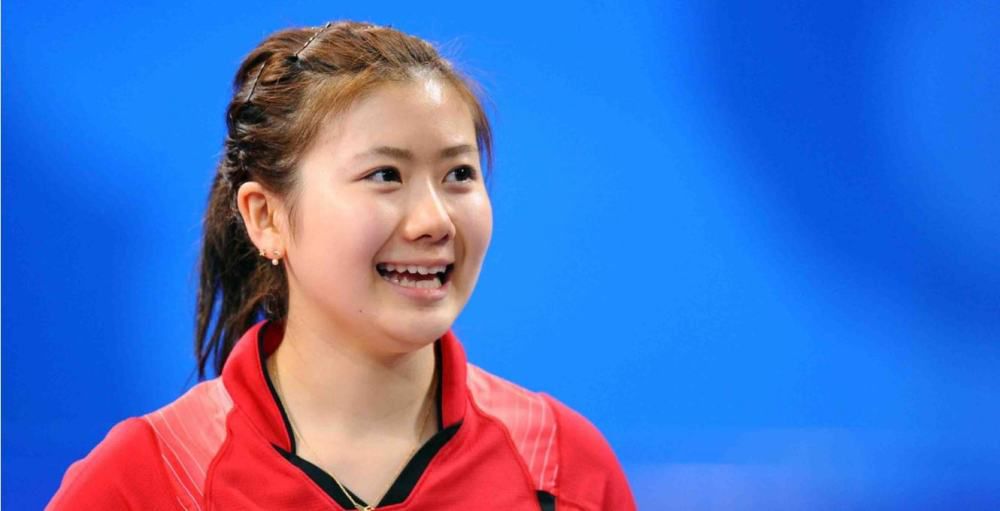 只穿一厘米长的裙子